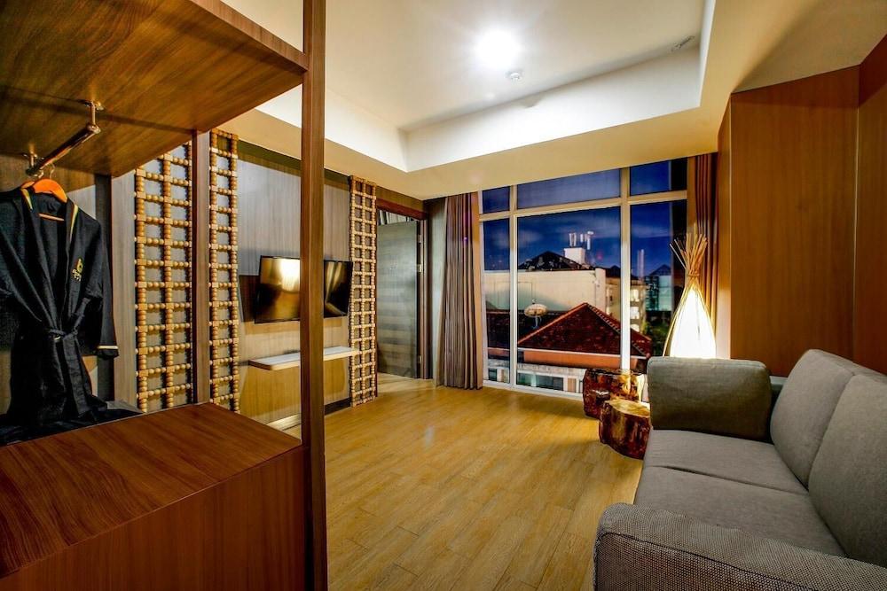 Bedrock Hotel Kuta Kuta  Luaran gambar