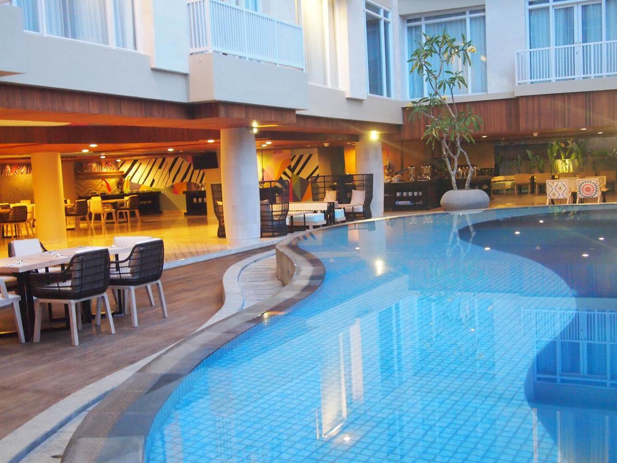 Bedrock Hotel Kuta Kuta  Luaran gambar