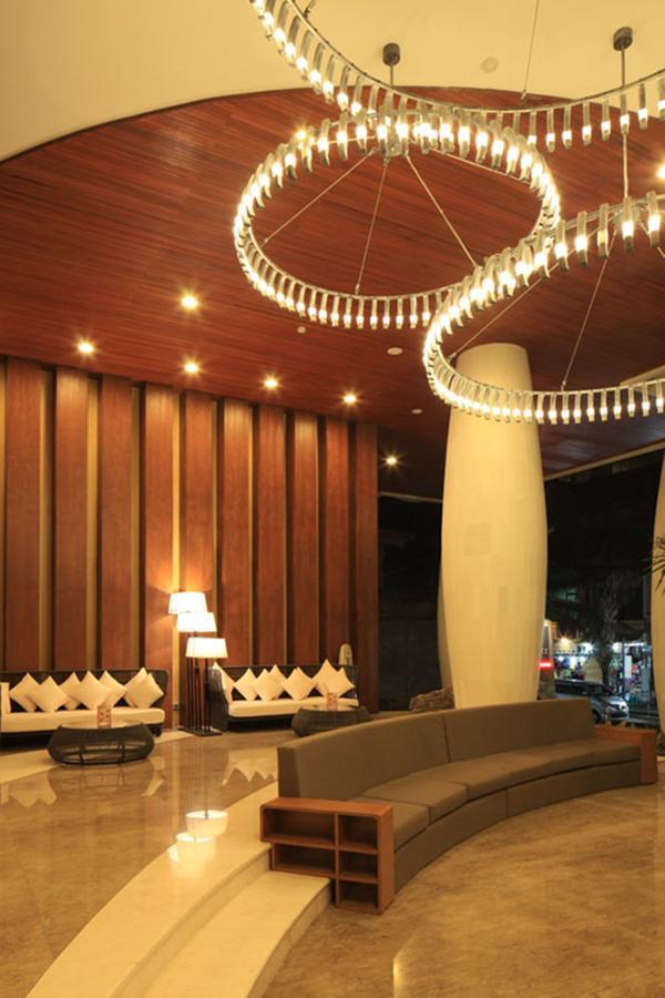 Bedrock Hotel Kuta Kuta  Luaran gambar