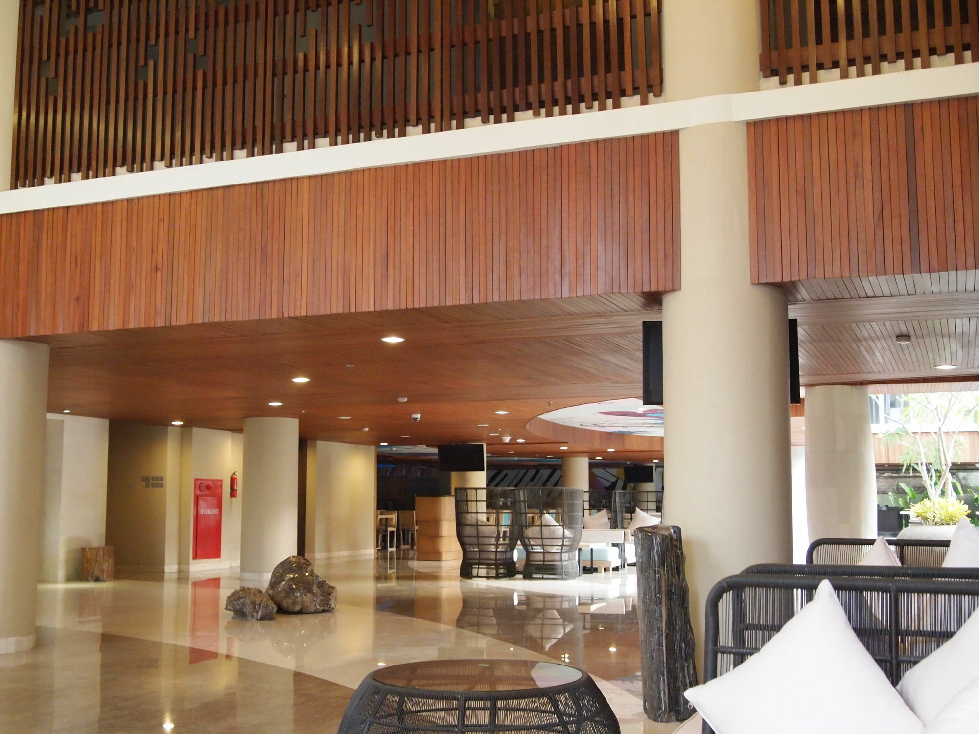 Bedrock Hotel Kuta Kuta  Luaran gambar