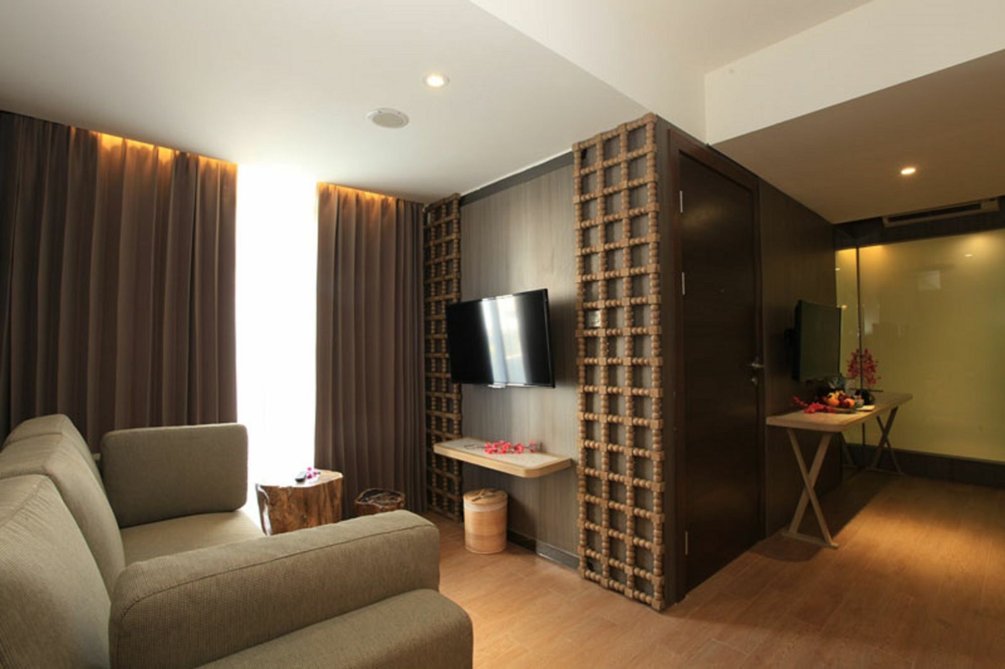 Bedrock Hotel Kuta Kuta  Luaran gambar