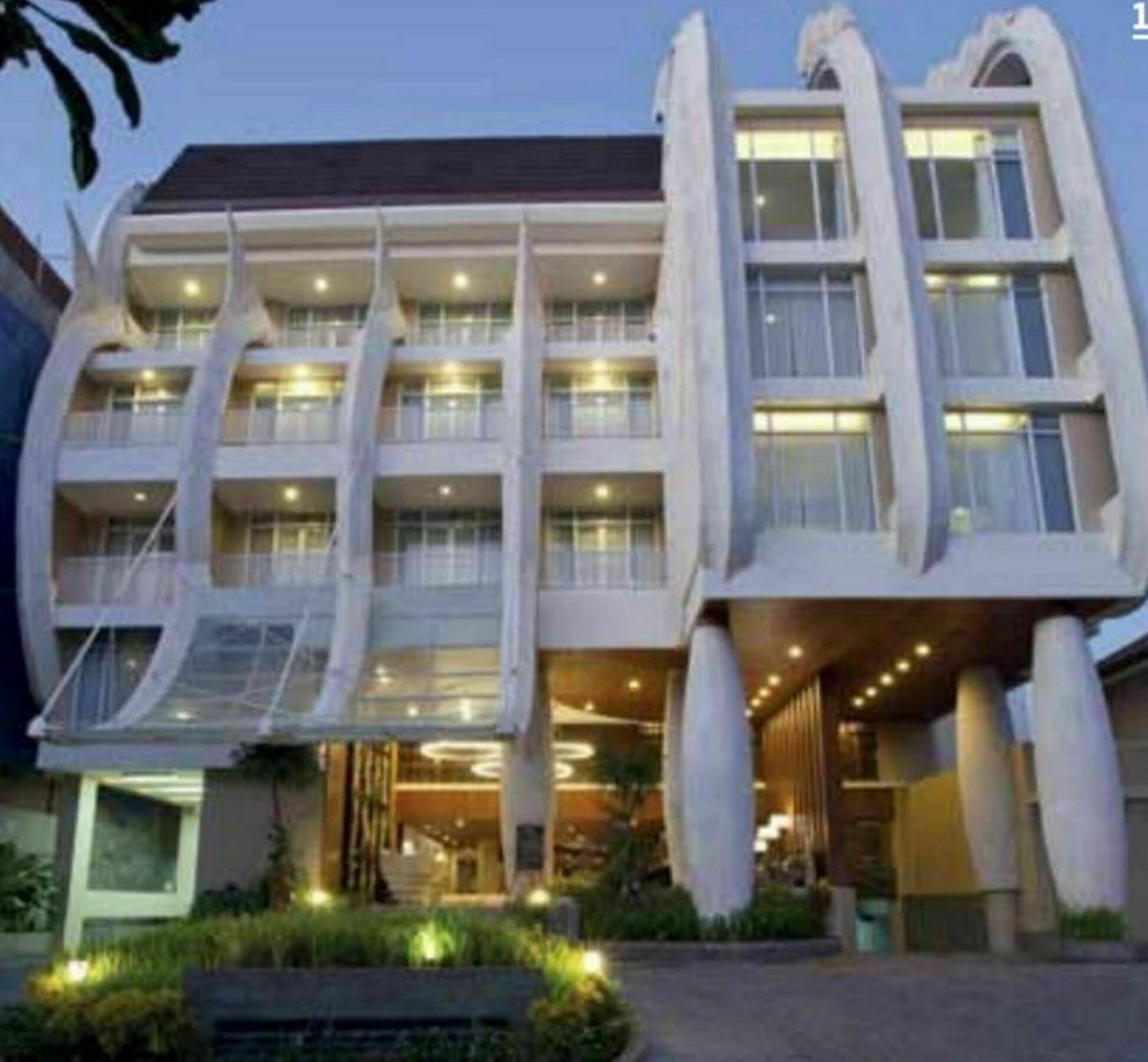 Bedrock Hotel Kuta Kuta  Luaran gambar